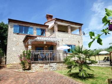 Lovely Villa in Kastelir Croatia with Private Pool