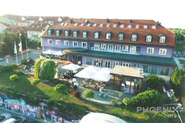Hotel Phoenix