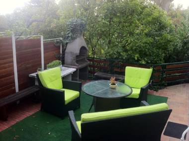 Apartments and Rooms Trsje