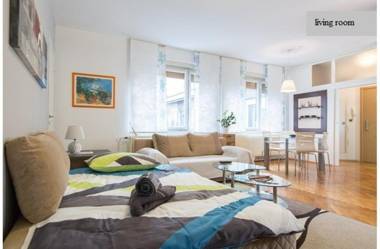 Apartment Atrium Plaza