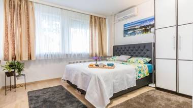 Lake Side Apartments by ZagrebRent