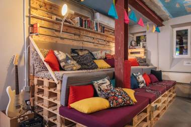 Swanky bed&breakfast