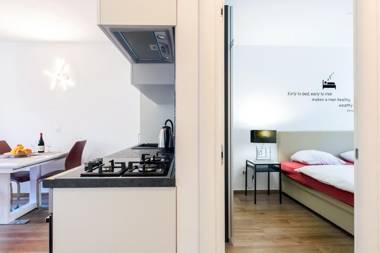 Modern 2BDR Apartment in Old Town- BEST LOCATION