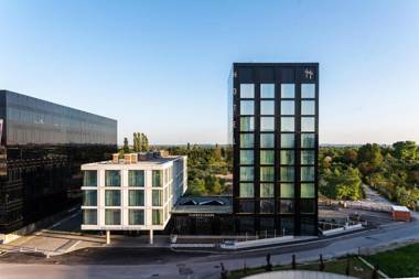 International Business Hotel