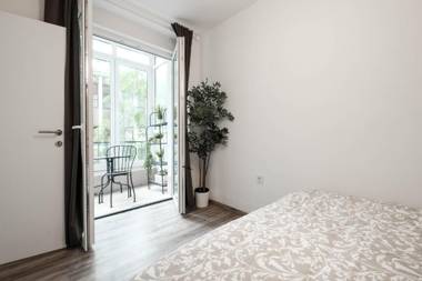 Periva Apartment Zagreb with Breakfast