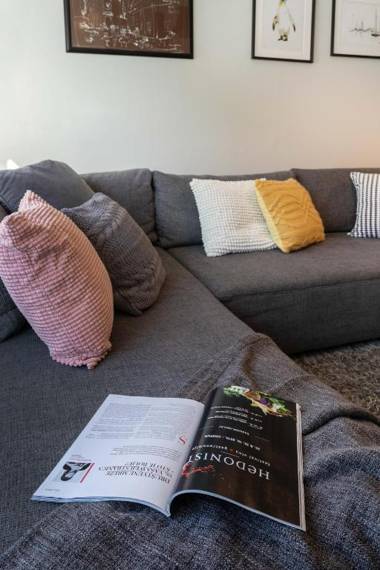 Spacious Apartment in Radnička Business Zone - FREE PARKING