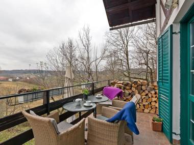 Delightful Holiday Home in Havidić Selo with Garden