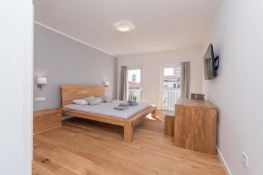 Apartments Tiramola Old Town