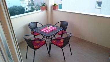 4 bedroom apartment with 3 bathrooms and private parking - Apartments Orange - AE1044