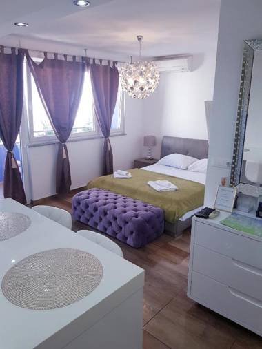 Primera Luxury Studio