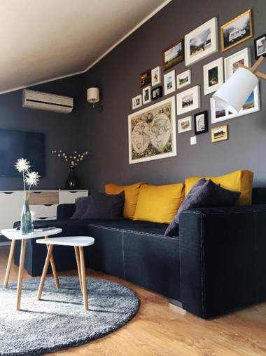 Sunset Hill Apartment