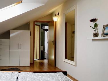 Sunset Hill Apartment