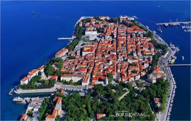 Rooms lopwi Old town - AE1439