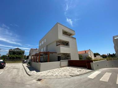 Ika Boutique Luxury Apartments