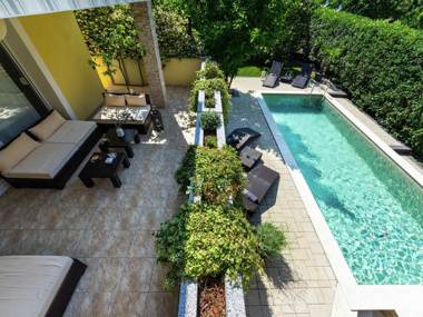 Exquisite Villa with Private Pool in Zadar