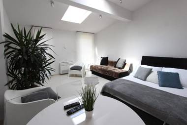 Hidden apartments in the city center - AE1441