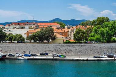 Sea view apartment Zara Bruna