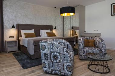 Mirabilis Residence II