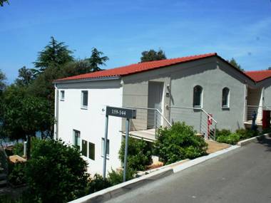 Comfortable apartment with a microwave at 1 km. from Vrsar