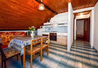 Apartments Milenko 547