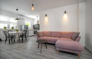 Good Vibration Apartments