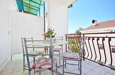 Apartments and Rooms Josipa