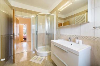 Apartment Goge - modern