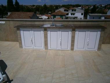 Apartments Ani - modern