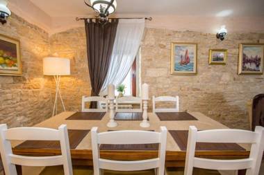 Leon with Private Pool