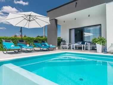 Beautiful newly built Villa Oleandra for up to 5 persons with private pool