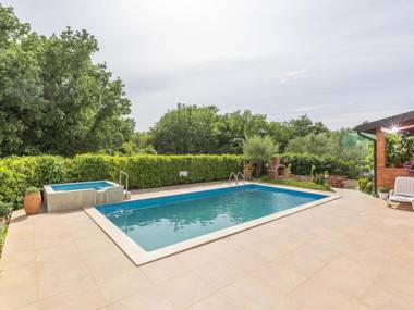 Modern apartment for families who want to enjoy a peaceful holiday