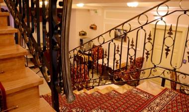 Arbia Dorka Heritage Palace