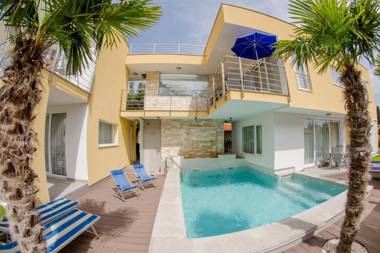 Villa Danex Superior