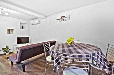 CICI house with apartment