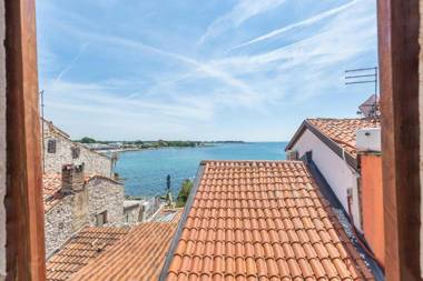 Old Town Apartments in Umag