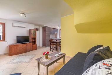 Old Town Apartments in Umag