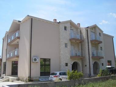 Apartments Dalmatino