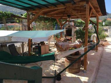 Holiday Home Listeši