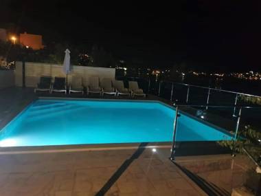 Apartments Marija - 10m from beach