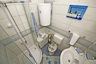 Holiday Home Listeši 1