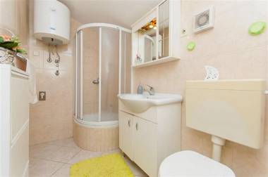 Apartment Heliodor - with parking