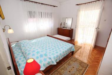 Apartments Kaza - 50m from beach