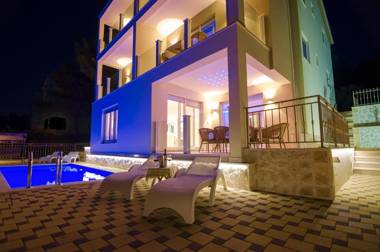 Luxury Villa Star Lights Trogir - heated pool hot tub gym billiard