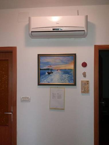 Apartment Tomi - large terrace