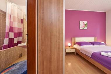 Apartments and rooms Ivo - garden