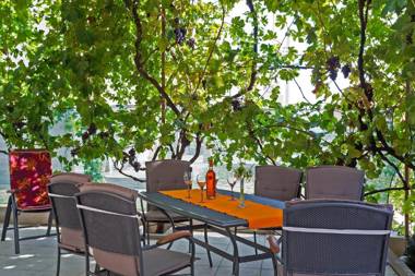 Ani in Trogir * Mittel-Dalmatien