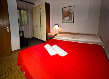 Apartment Kate-35m from sea