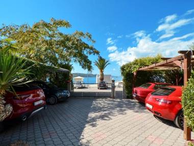 Apartments Scalinada