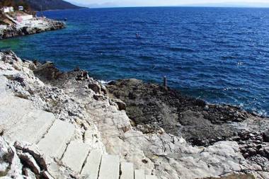 Apartments with a parking space Businci Ciovo - 18800