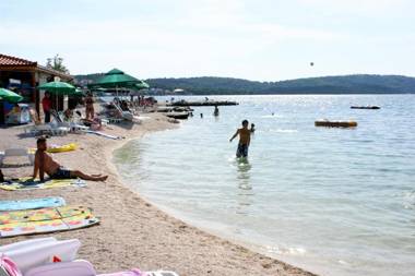 Family friendly apartments with a swimming pool Okrug Gornji Ciovo - 18827